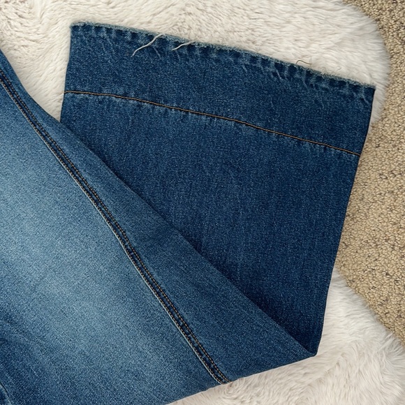 NWOT BDG FLAIRED BOTTOM DENIM JEANS - Picture 4 of 9